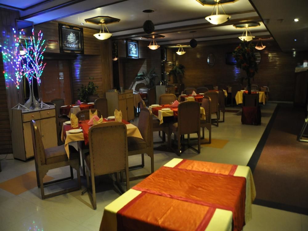 Oyo Premium Railway Station Patna Hotel Patna  Luaran gambar