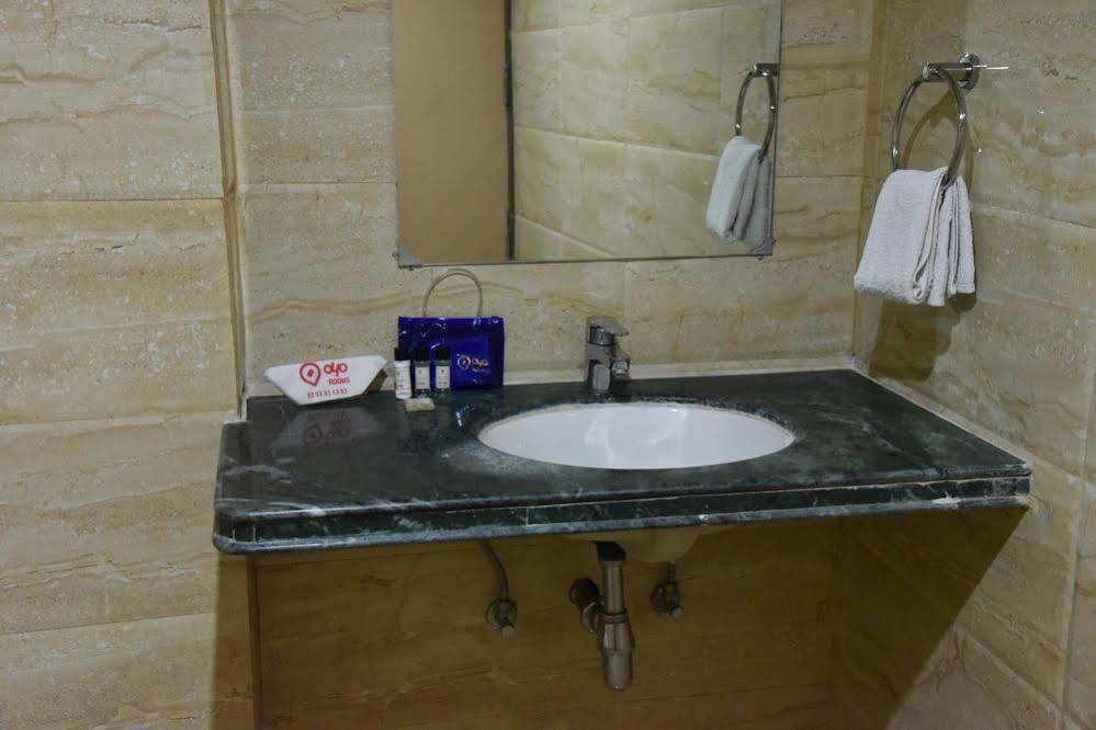Oyo Premium Railway Station Patna Hotel Patna  Luaran gambar
